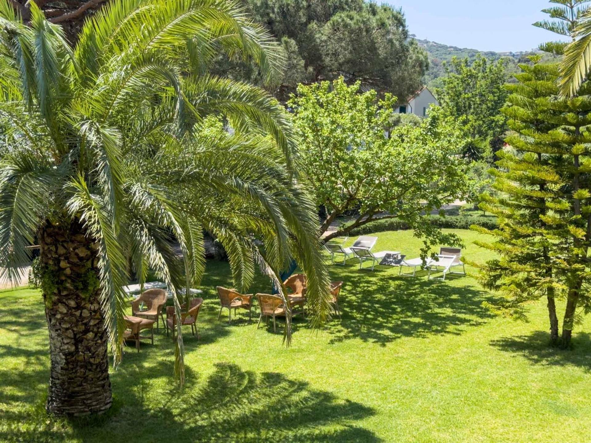Hotel Villa Rodriguez Capoliveri  Exterior photo